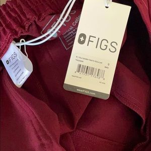 FIGS YOLA skinny scrub pant
